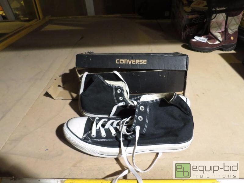 lot 232 image: Converse Chucks high tops Size 12