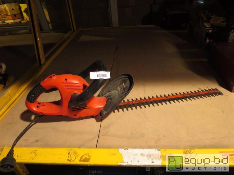 lot 235 image: Hedge Trimmer