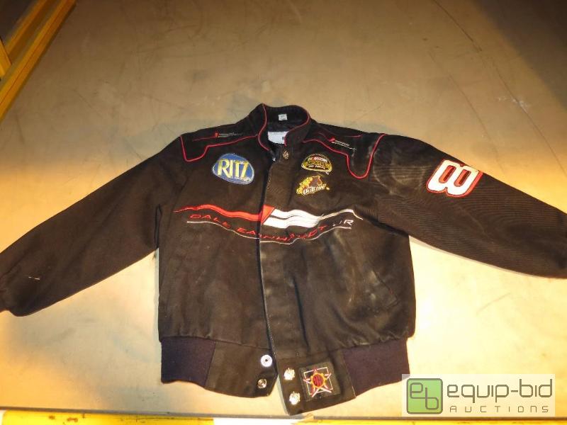 lot 251 image: Kids Earnhardt jacket Size Small