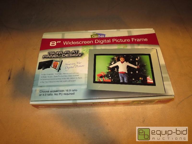 lot 258 image: Potable DVD Player