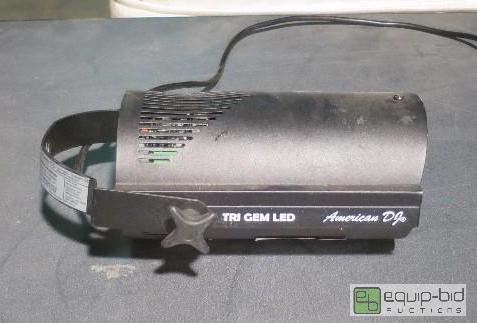 lot 62 image: D J LIGHTING CAN