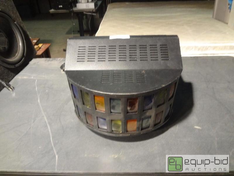 lot 81 image: D J LIGHTING