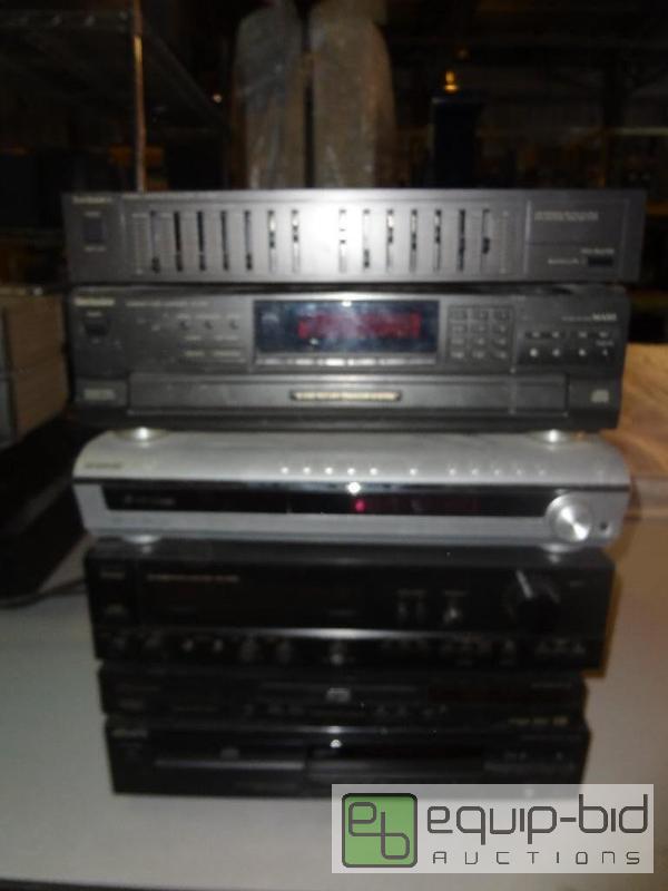 lot 83 image: Electronic lot
