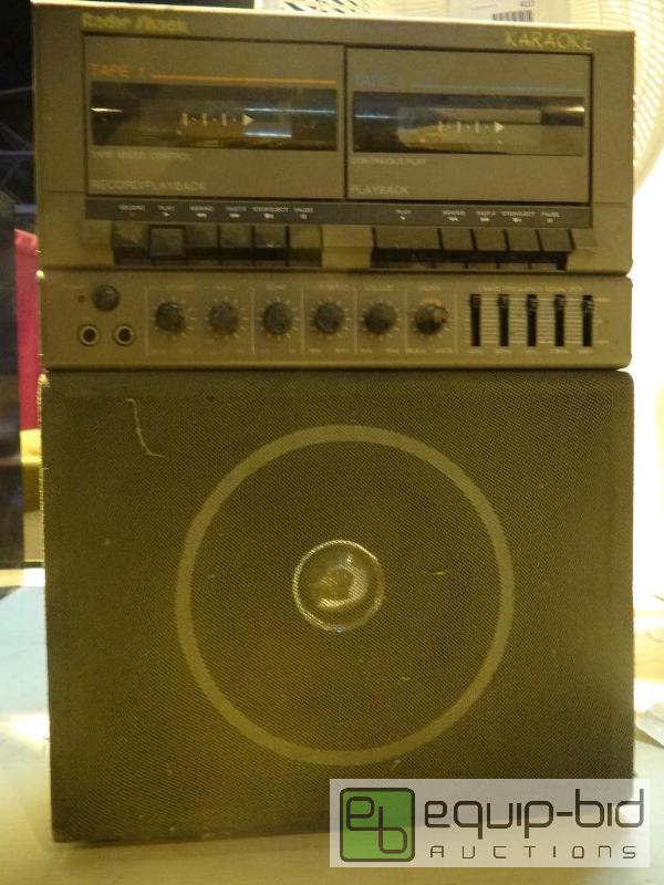 lot 4118 image: Old Radio Shack Cassette Karaoke Machine
