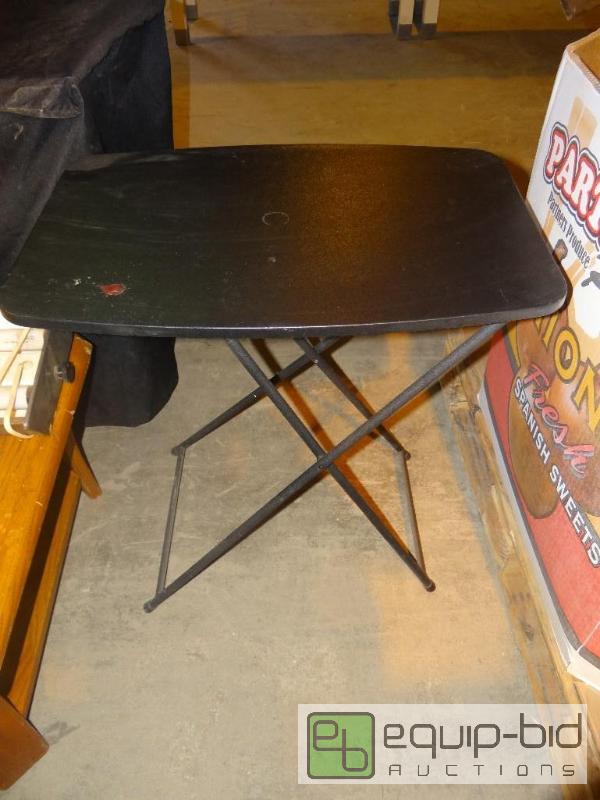 lot 4179 image: Foldable Dinner Tray
