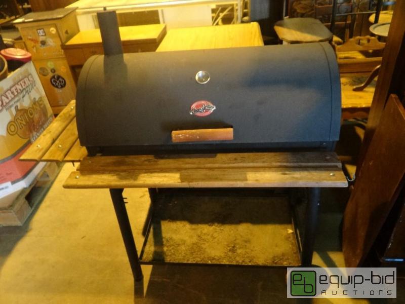 lot 4183 image: Char Griller Smoker wCover