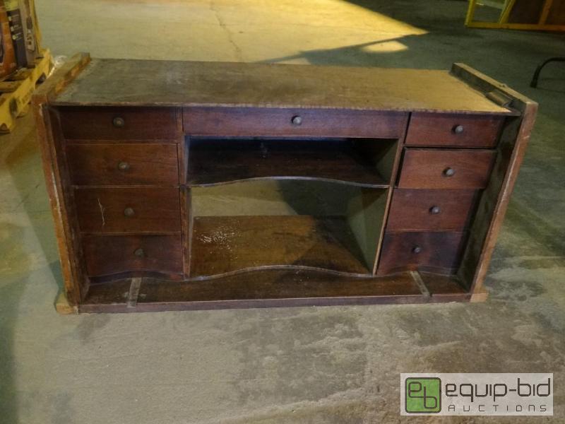 lot 4229 image: Wooden Vanity Top Cabinet