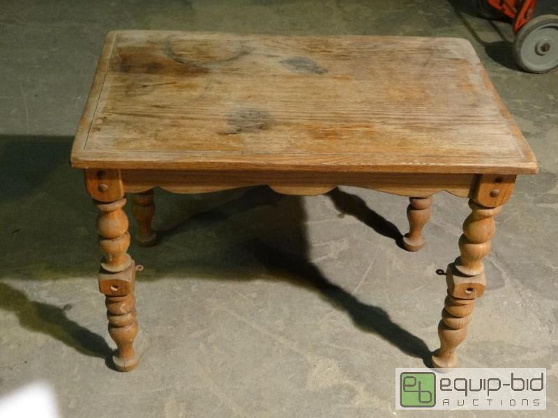 lot 4230 image: Wooden Side Table