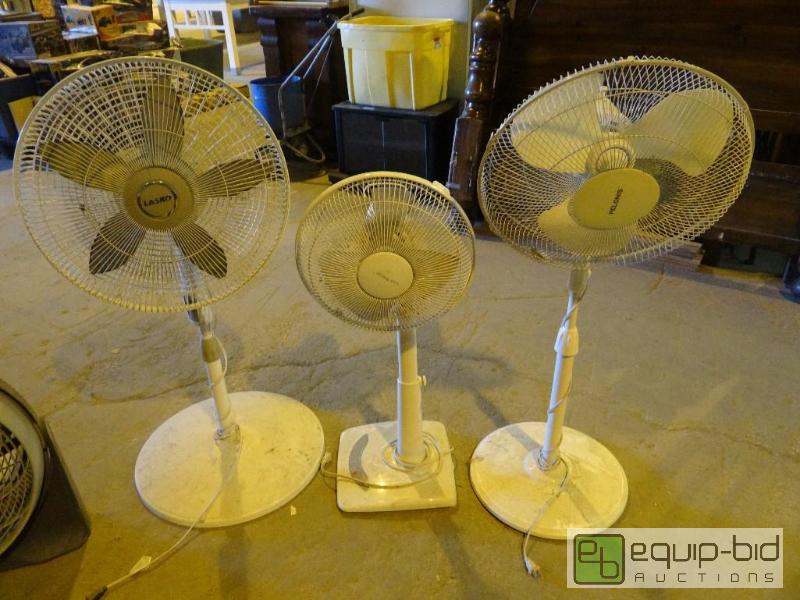 lot 4276 image: 3 Fans