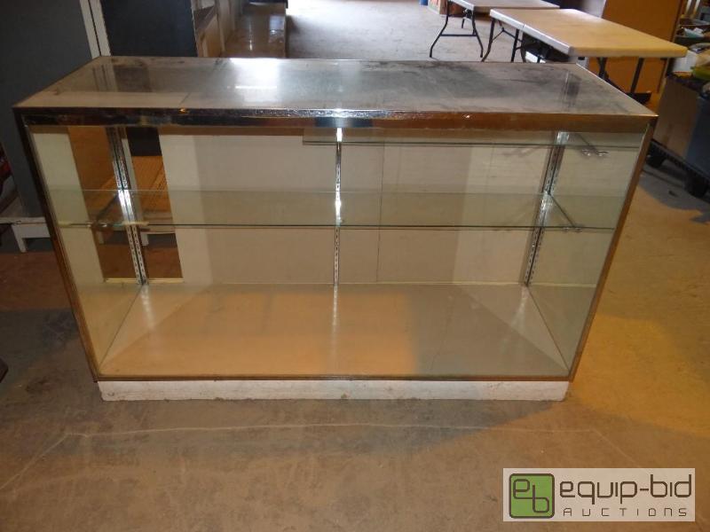 lot 4289 image: Glass Front Display Cabinet