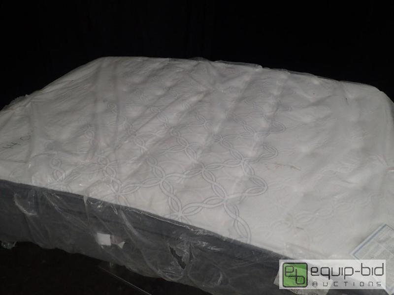 lot 227 image: Sealy Queen Leola Firm Euro Pillowtop Mattress