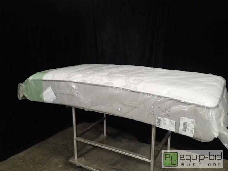 lot 234 image: Sealy Posturepedic Sacramento Falls Plush Twin Size Mattress