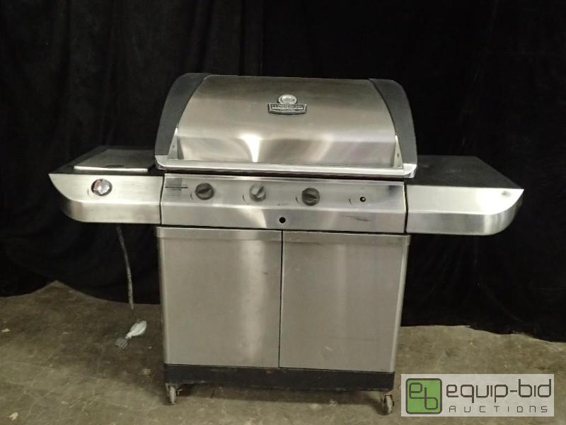 lot 259 image: Char Broil Commercial Series Four Burner Propane Grill