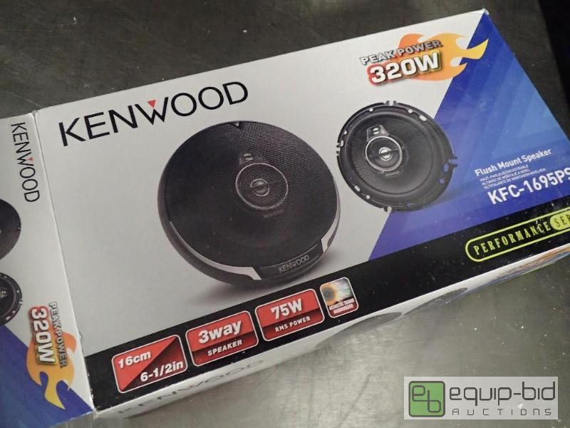 lot 289 image: Kenwood 3 Way 320 Watt Speaker