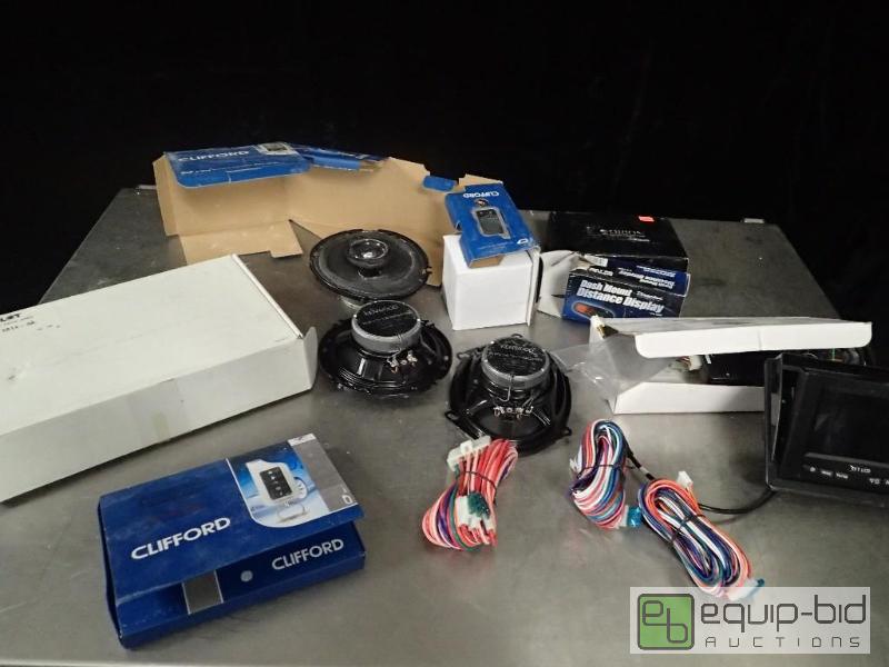 lot 315 image: Lot of Misc. Car Audio