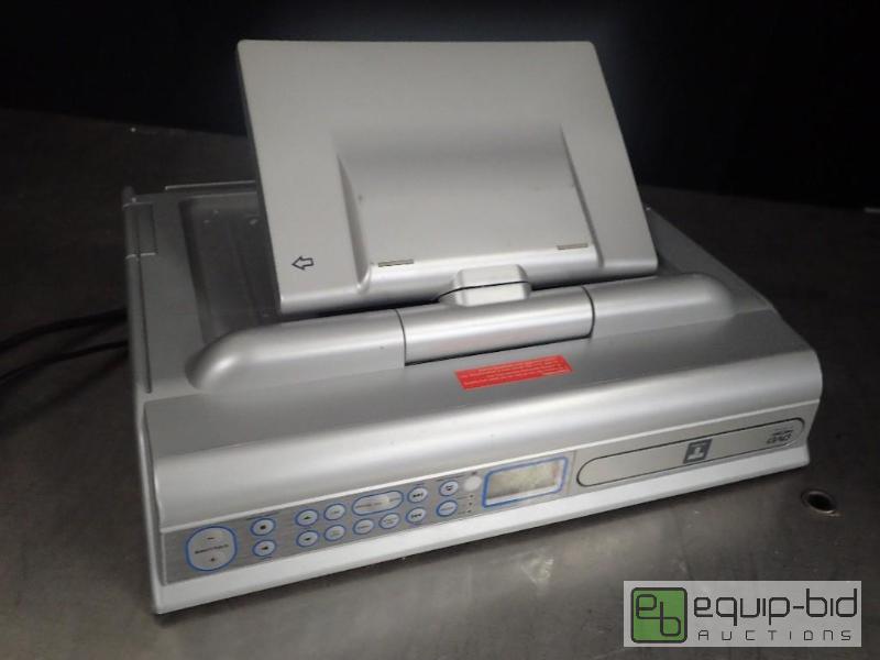 lot 324 image: Trutech Under Cabinet TVDVD Player