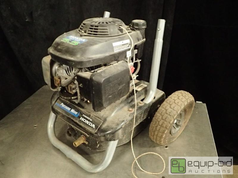 lot 335 image: Honda Pressure Wave Pressure Washer
