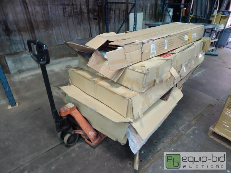 lot 5836 image: Large Lot of Misc Furniture