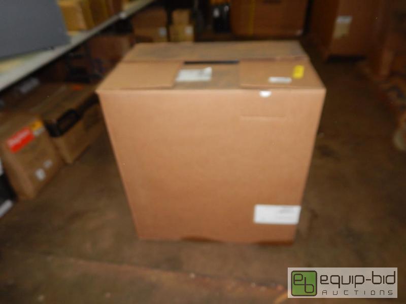 lot 5849 image: WorkSmart 5 Drawer Steel Roller Cabinet