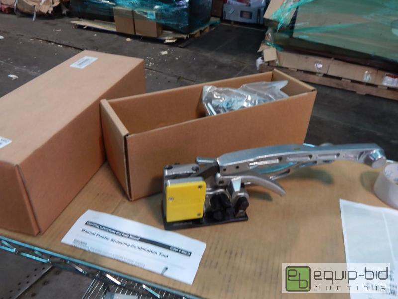 lot 5892 image: Manual Plastic Strapping Cimbination Tool #4DZU8