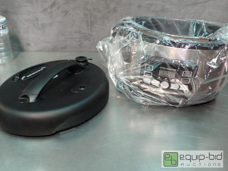 lot 6096 image: Pressure Cooker untested inspect