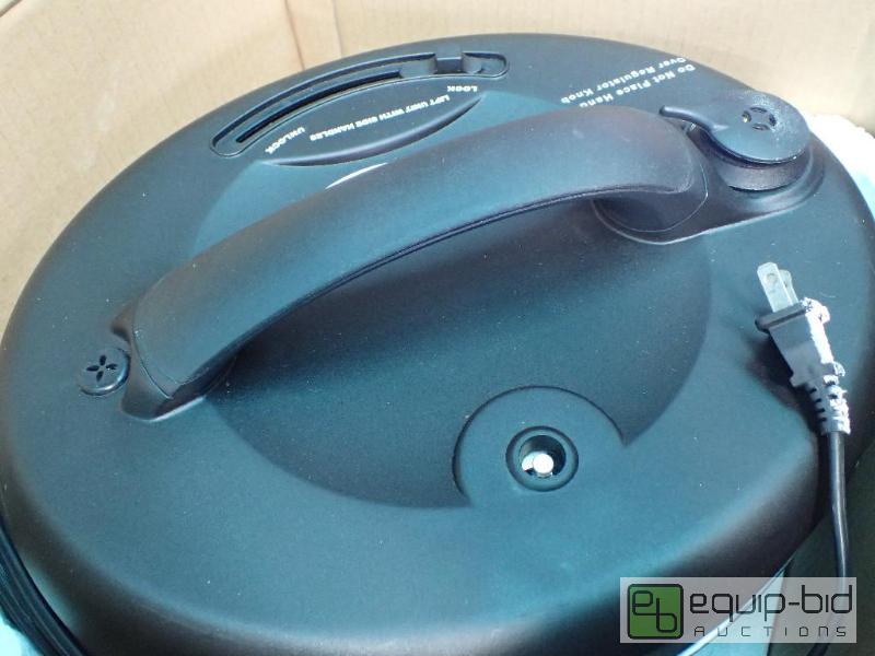 lot 6097 image: Pressure Cooker untested inspect