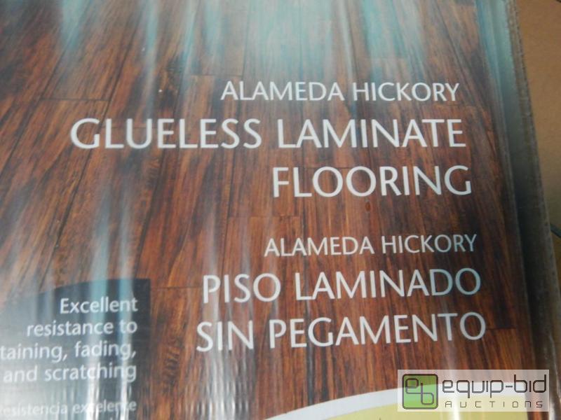 Alameda Hickory Glueless Laminate Flooring Trafficmaster Traffic Master Alameda Hickory Glueless Laminate Flooring