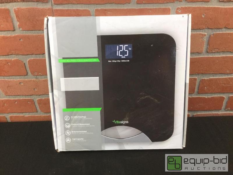 lot 208 image: Vita signs Black Bathroom Scale  Quantity 1 ...