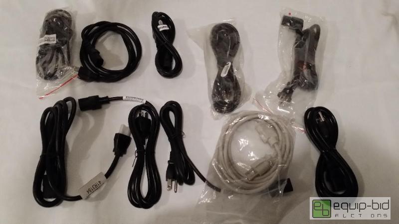 lot 28 image: 10 New 3 prong power cables