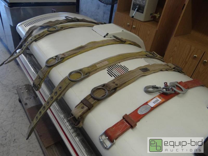 lot 532 image: Lot of 6 safety belts....