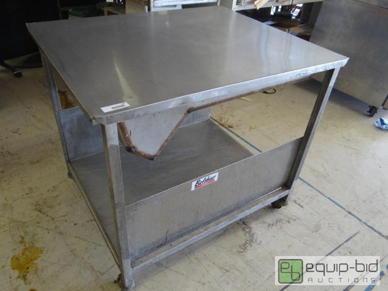 lot 535 image: Belshaw commercial donut glazing table with d...