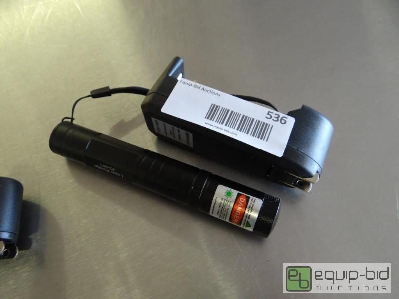 lot 536 image: New Military grade green laser pointer with b...