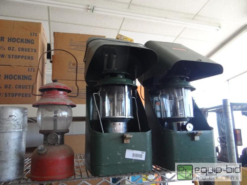 lot 563 image: Large lot of camping gear.  3 lanterns, antiq...