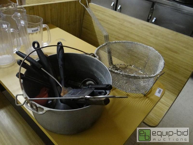 lot 774 image: Pot with handle, lg wire sifter and various k...