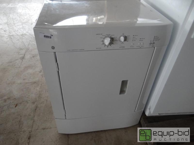 lot 798 image: GE electric dryer.  Untested....