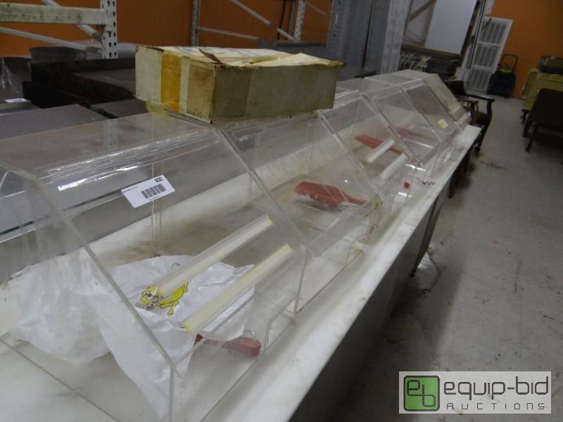 lot 800 image: Lot of 6 counter top display bins for candy o...