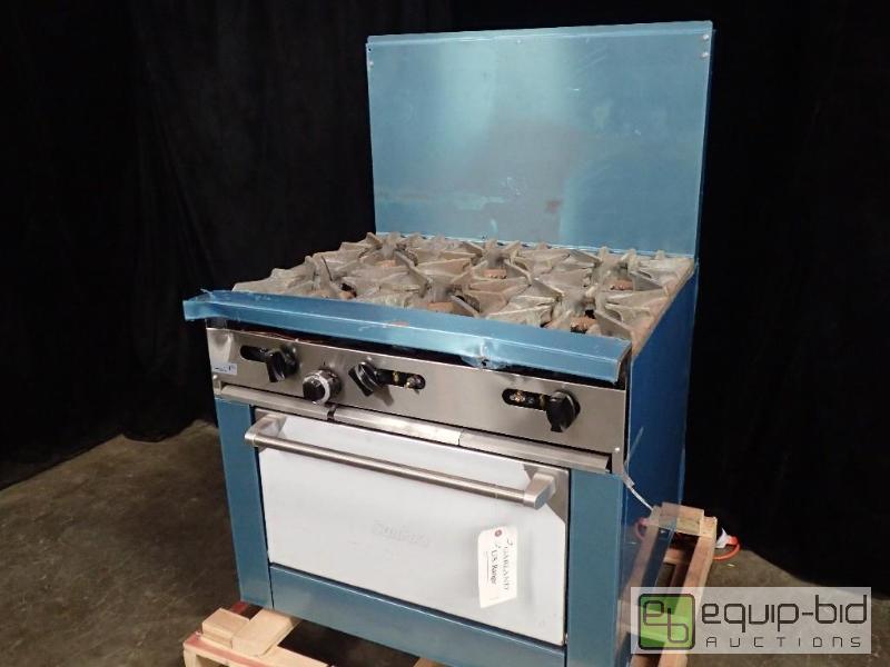 lot 3054 image: Natural Gas Garland SunFire Series X36-6R 6 Burner 36 Gas Range with Standard Oven