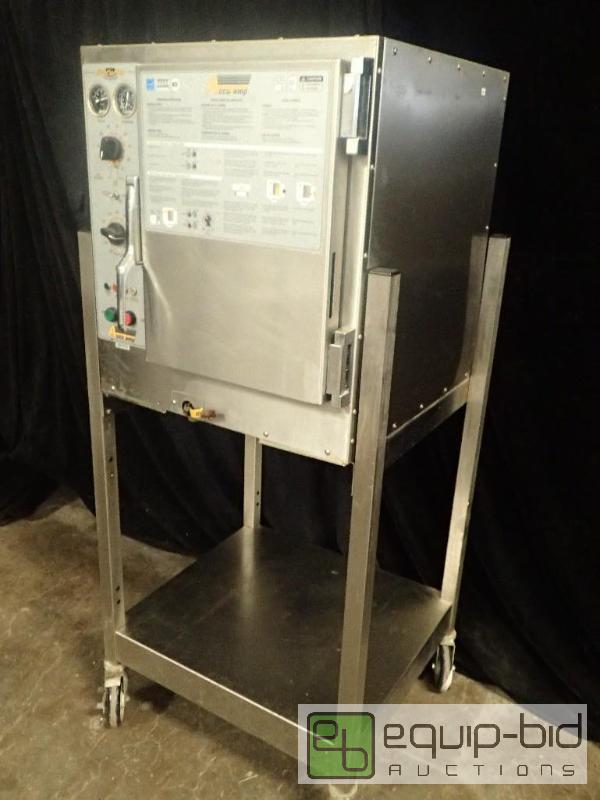 lot 3061 image: Accutemp Steam n Hold Pressure Steamer on a Stand with Casters