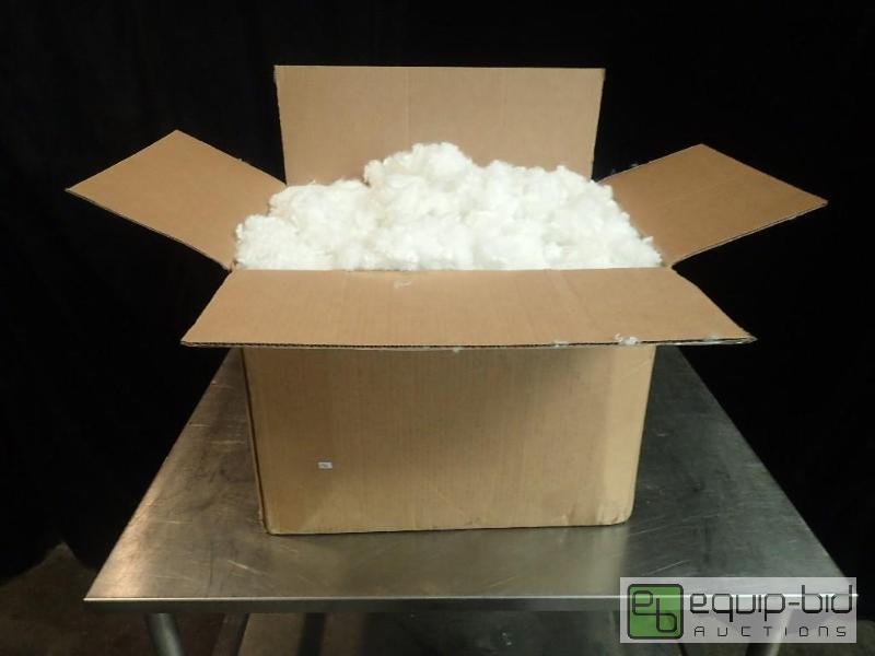 lot 3153 image: Large Box of Silky Fluffy Packing