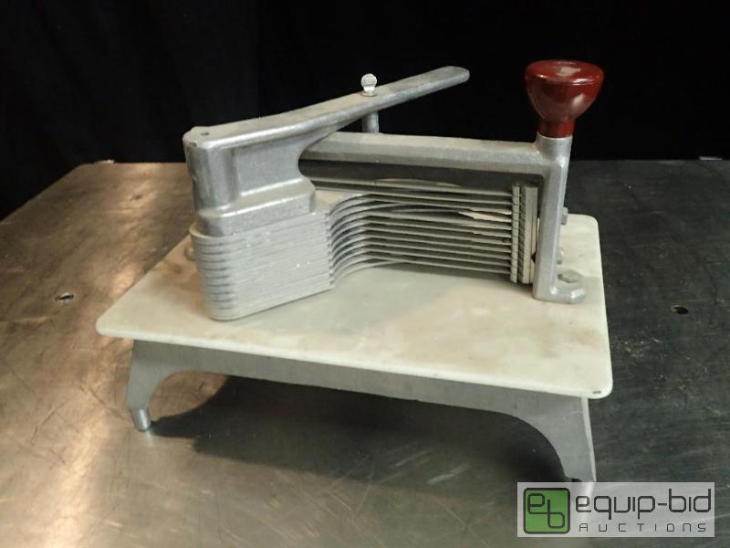 lot 3159 image: Tomato Slicer