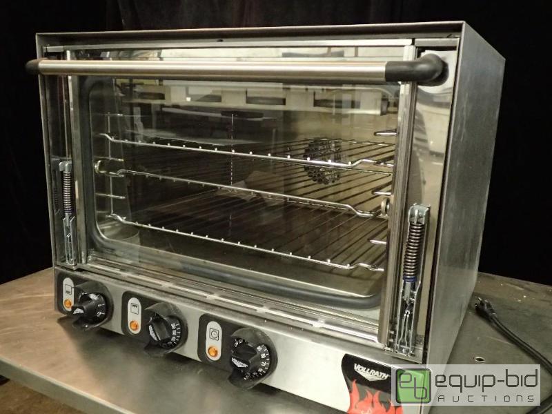 lot 3171 image: Vollrath Convection Oven Half-Size