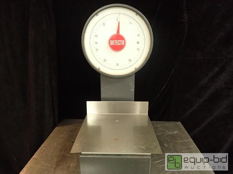 lot 3175 image: Detecto Series 60S Scale