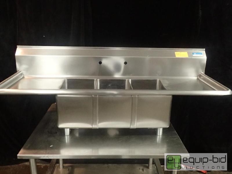 lot 3203 image: BK Resources BKS-3-1014-10-15T 3 Compartment Sink w15 Left and Right Drainboards