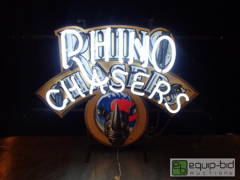 lot 3219 image: Rhino Chasers Neon Bar Light