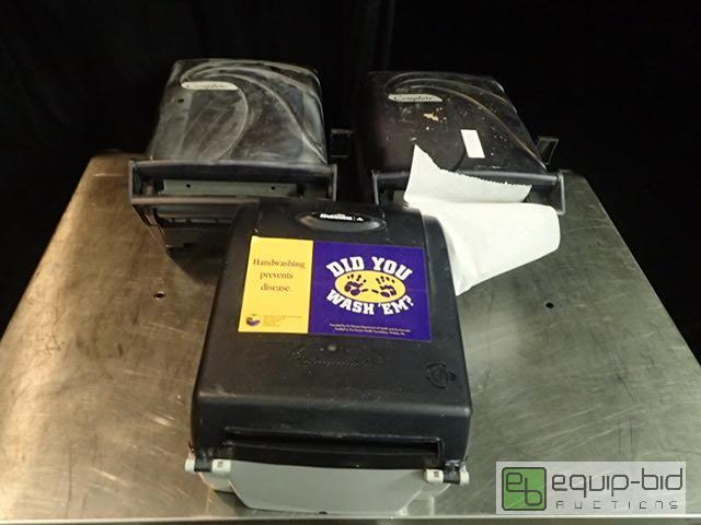 lot 4017 image: (3) Manual Paper Towel Dispensers