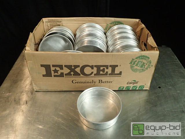 lot 4018 image: (15) 7.5in Diameter Aluminum Stacking Pans