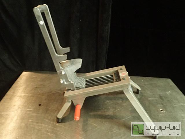 lot 4028 image: Lincoln Onion King Slicer