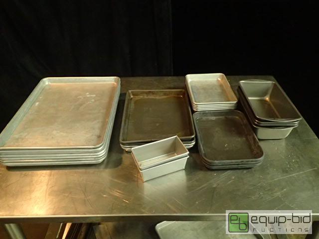 lot 4029 image: Large Lot of Baking Sheet Pans
