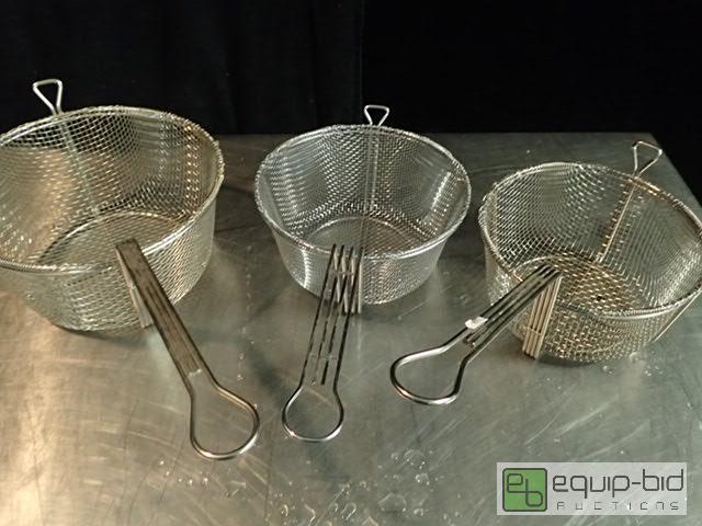 lot 4030 image: Lot of Three Blanching Frying Baskets