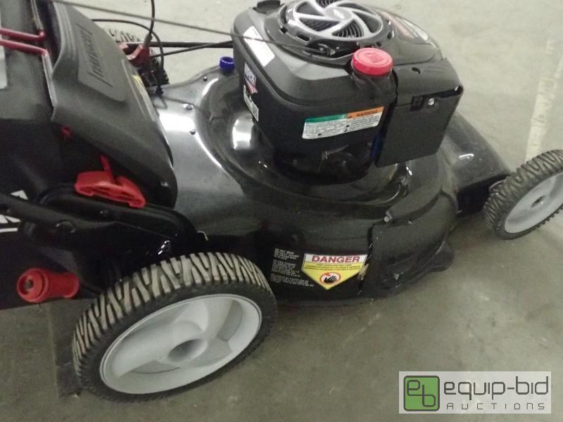 Craftsman 190cc* Briggs & Stratton Platinum Engine, 22" Rear Drive SelfPropelled EZ Lawn Mower